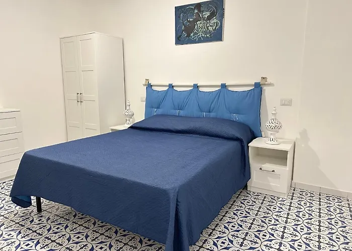 Canneto Blu アパート