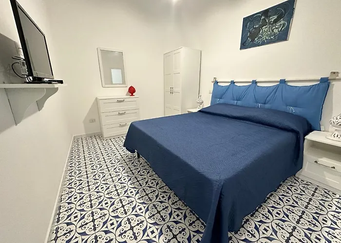 Canneto Blu شقة *